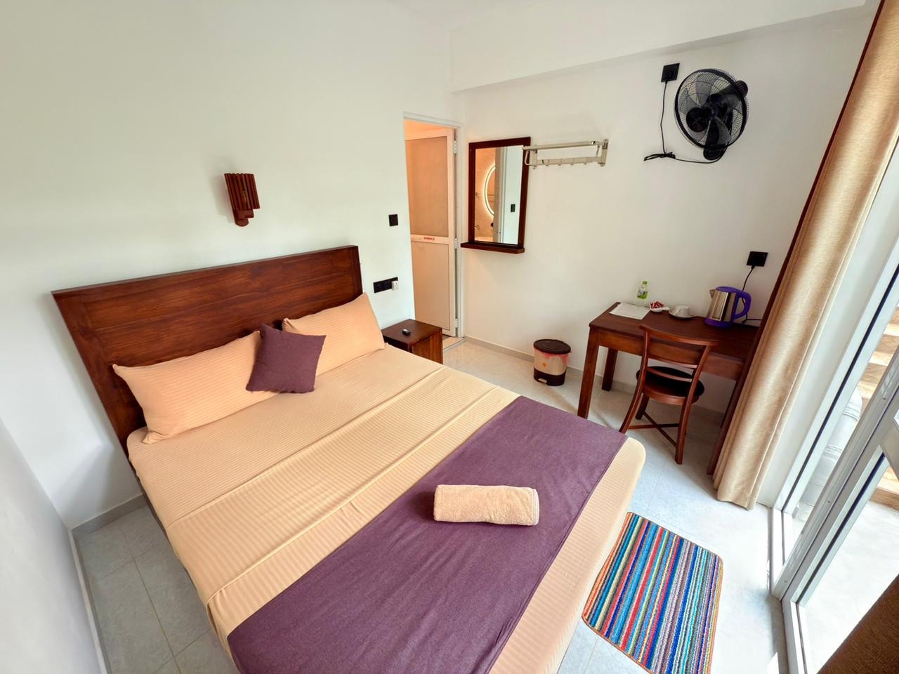 Single Room — photo 2