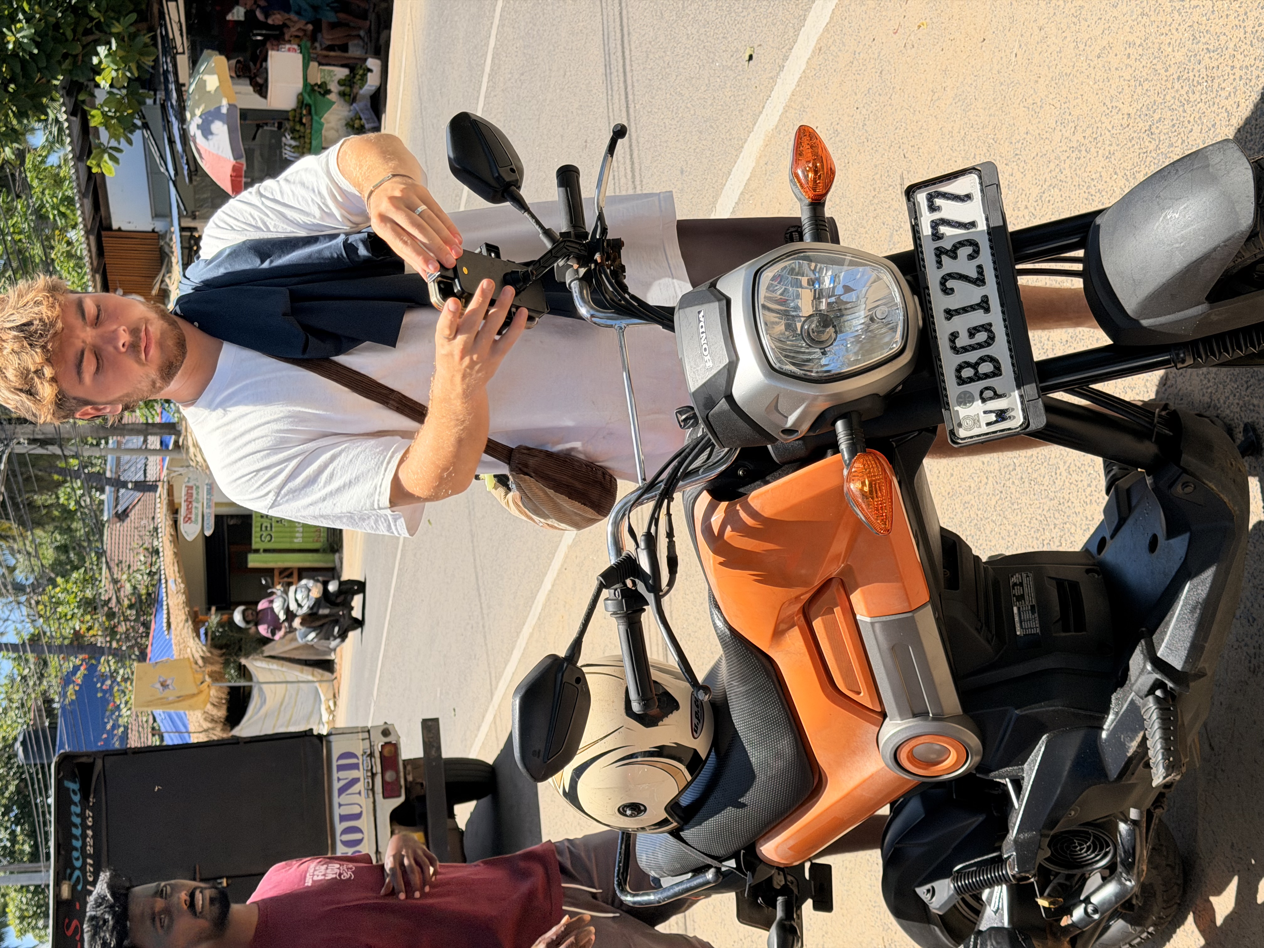Honda Navi — scooter hire Hiriketiya Beach